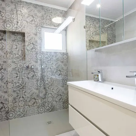 Matibora By Hellovacations * 알부페이라