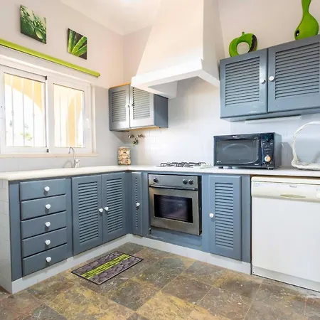 빌라 Matibora By Hellovacations